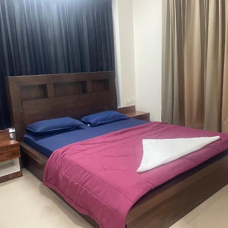 Royal Nest Premium Hotel Pune Exterior foto