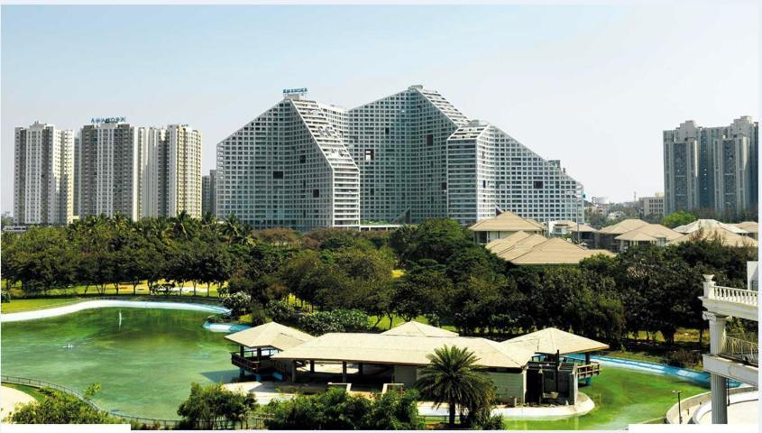 Royal Nest Premium Hotel Pune Exterior foto